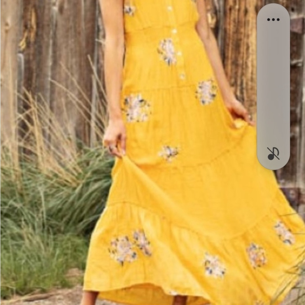 Fig and Flower Yellow Floral Button-Down Maxi‎ Dress